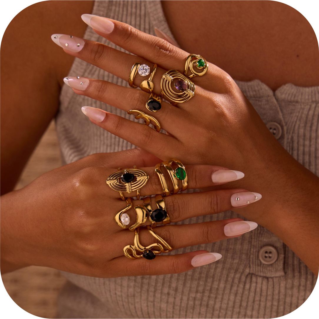 Onyx Oval Statement Ring — photo 2